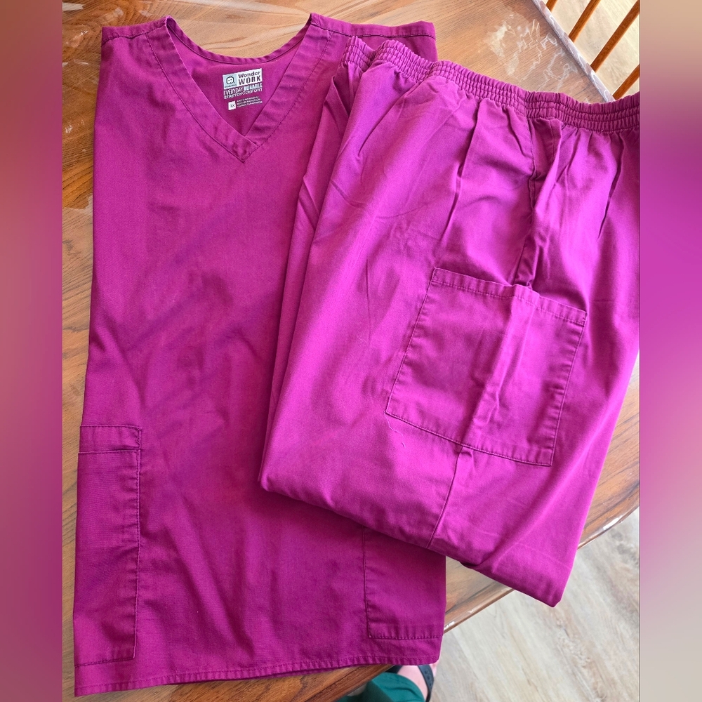 Wonder Wink Top And Dickies Cargo Pants With Elastic Waist Band Scrub Set 3XL